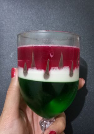 عکسی از دستور ژله هندوانه ای یلدا😋