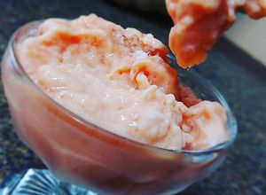 Foto de Creme de Mamão com Cassis