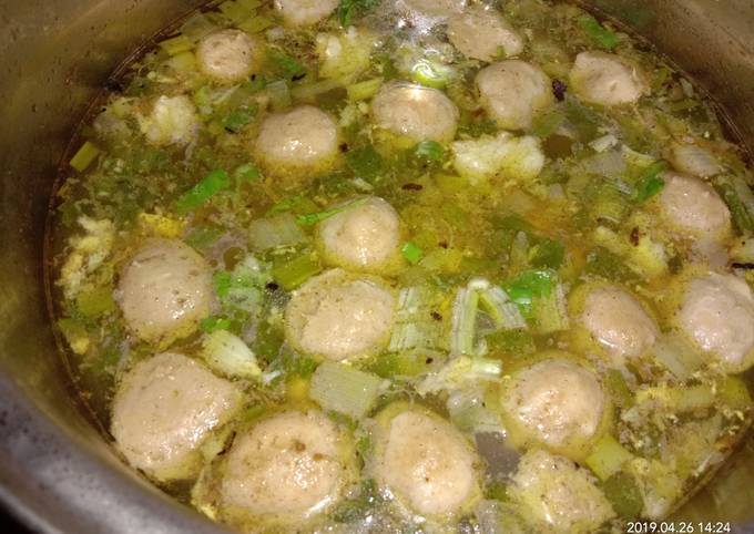 Resep Tahu Bakso Kuah Oleh Ardiani Asih Wijayanti Cookpad