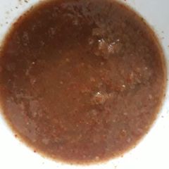 A picture of Onion Garlic chutney.