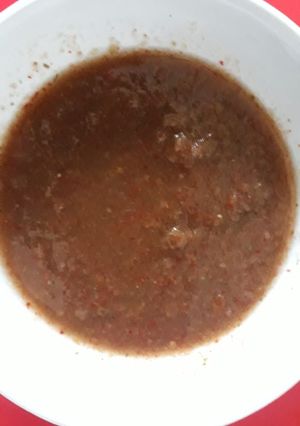 A picture of Onion Garlic chutney.