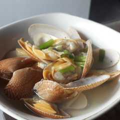 รูปของ Kerang Batik Rebus kuah kunci