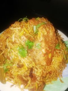 ப்ரைடு சிக்கன் பிரியாணி(fried chicken biryani recipe in tamil) செய்முறை முக்கிய புகைப்படம்