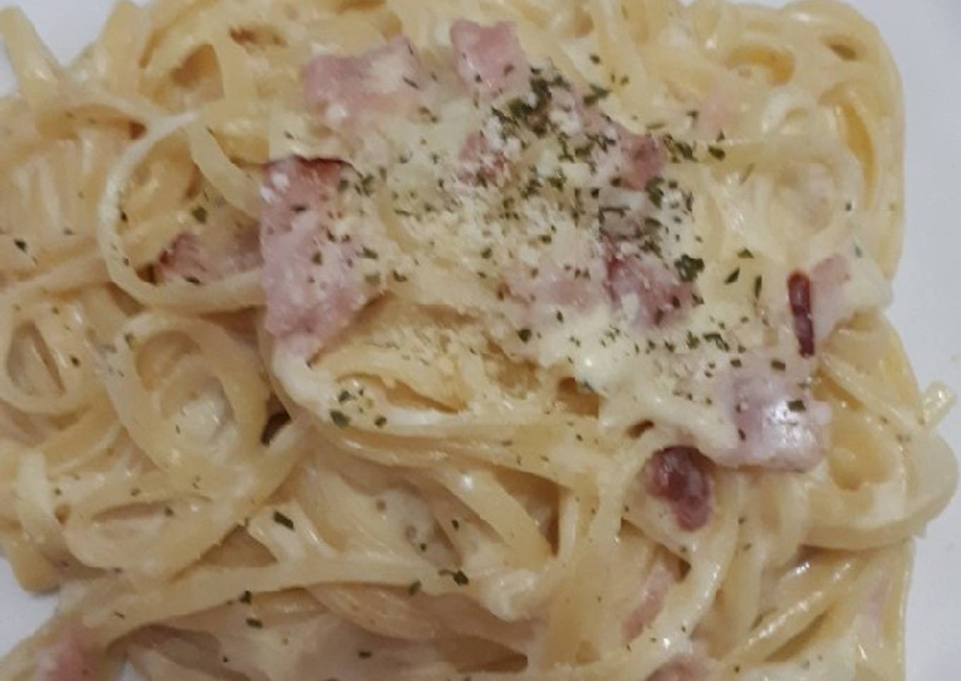 Spagheti Carbonara with Smoked Ham