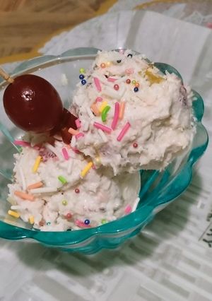 A picture of Coconut ice cream😋.