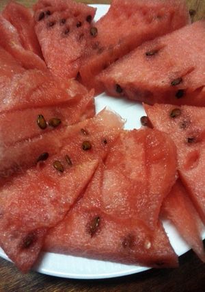 A picture of Watermelon plater.