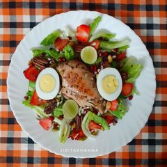 A picture of Poached Chicken and Egg Salad (A Healthy Salad option).