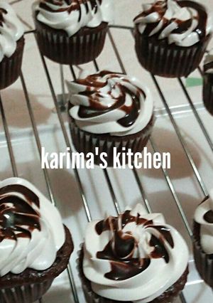 A picture of Chocolate cupcakes.