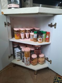 عکسی از دستور کابینت ادویه و حبوبات زهرا بانو😋