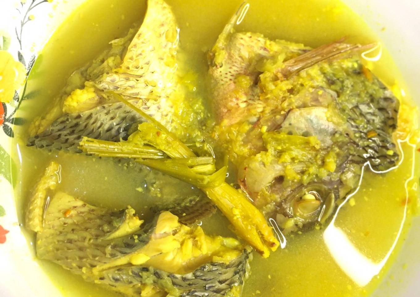 Ikan nila kuah kuning