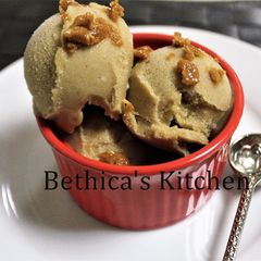 A picture of Banana Oats Ice Cream.