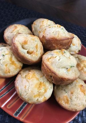 Cukkinis muffin recept fotója