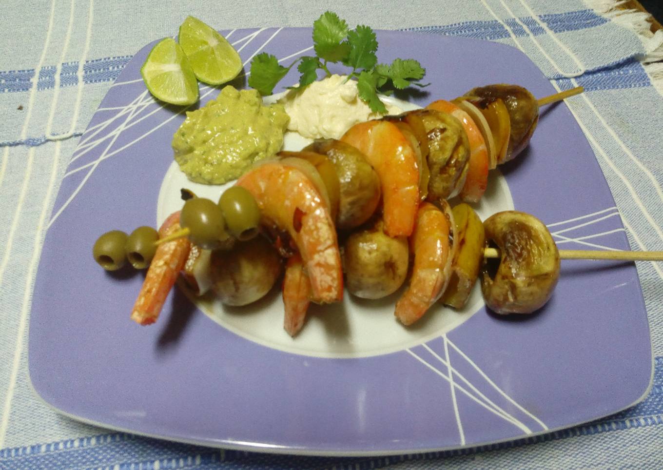 Brochetas de Camarón y Champiñon
