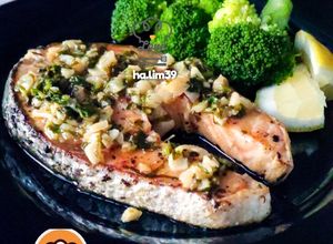 Gambar Garlic Butter Salmon