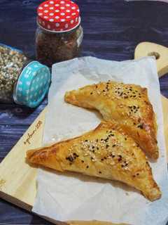 Foto resep 7. Tuna Puff Pastry #prRamadhan_Takjil#pekaninspirasi