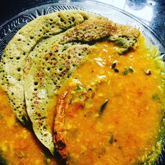 A picture of Pudina murungai dosai.