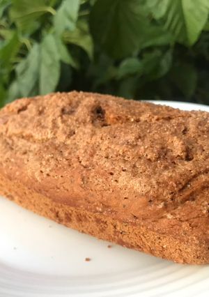 Una foto de Budín de banana y amapola azucarado vegano 🌱