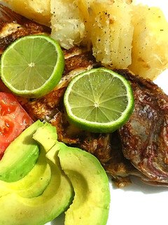 Una foto de Pargo Frito