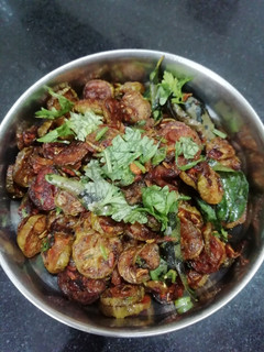 கோவைக்காய் வறுவல்(kovaikkai varuval recipe in tamil) செய்முறை முக்கிய புகைப்படம்