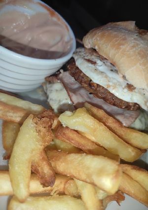 Φωτογραφία της συνταγής Σπιτικό - homemade burger by me
