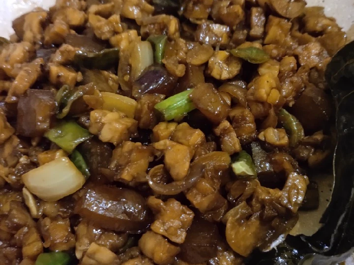 Langkah Mudah untuk Membuat Resep Oseng tempe kacang panjang cecek yang Enak Banget Anti Ribet, Menggugah Selera