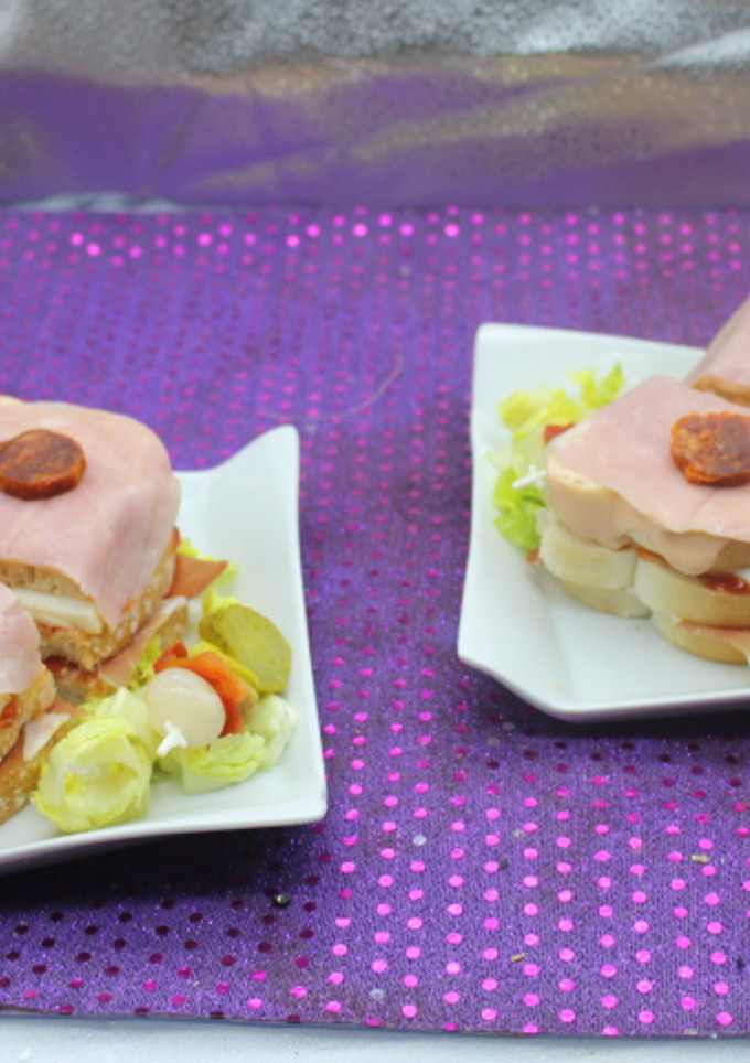 Una foto de Montaditos de jamones y huevo cocido