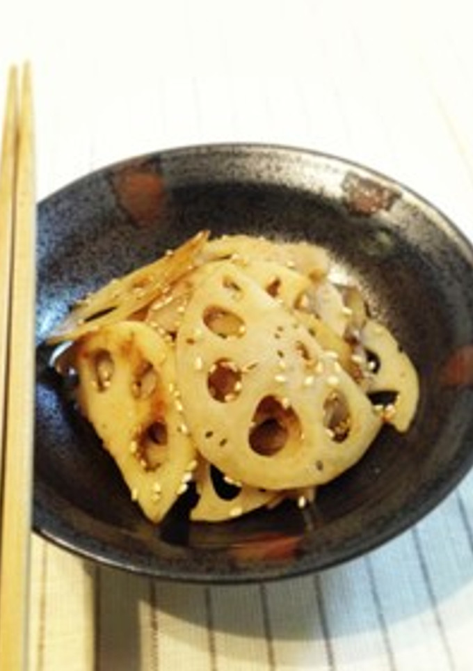 蓮藕炒黑醋（蓮根の黒酢炒め） 的食譜成品照片