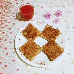 A picture of Sooji Bread Toast.