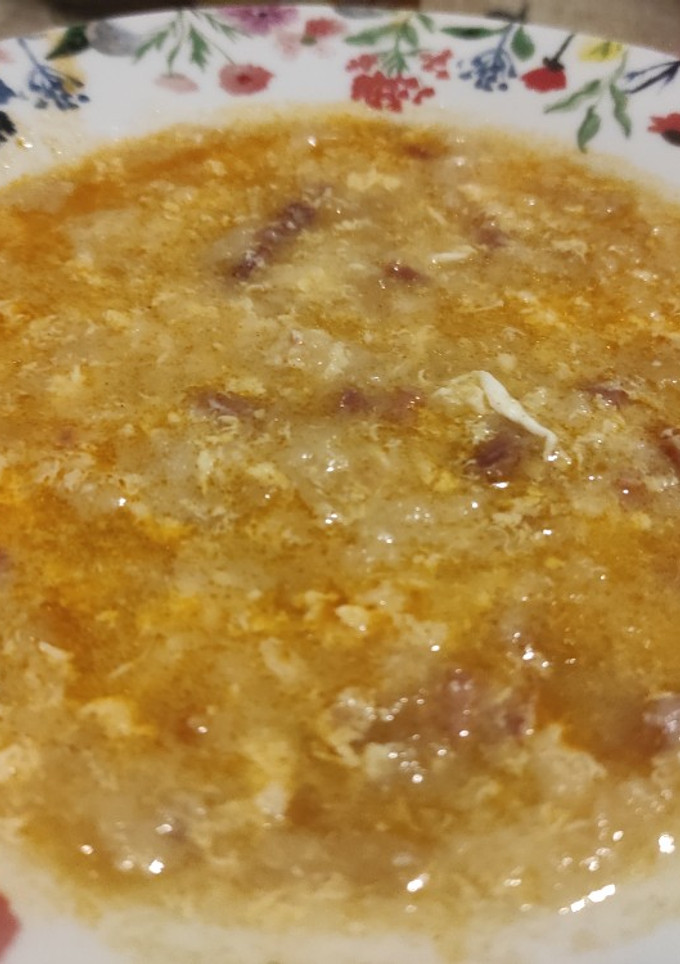 Una foto de Sopa de ajo o castellana