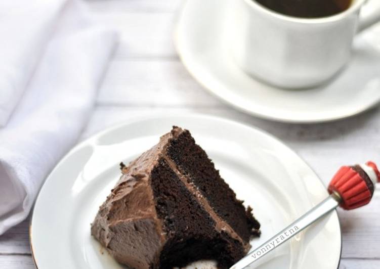 Simple Chocolate Cake