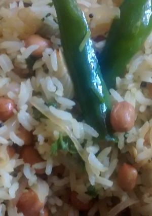 A picture of Lemon rice.