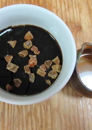 A picture of Grass Jelly with Raisins.