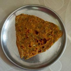 A picture of Aloo Paratha.