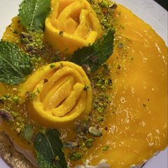 A picture of No bake mango cheese cake.