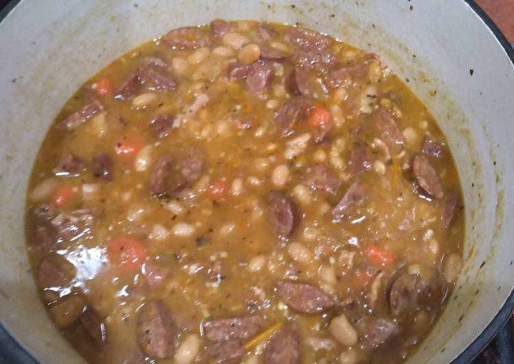 Simple Way to Prepare Homemade White Bean and Sausage Soup