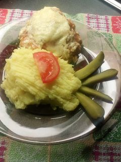 Tejfölös-sajtos csirkecomb krumplipürével recept fotója