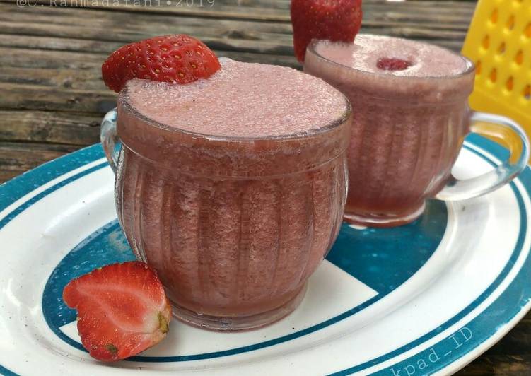 Langkah Mudah untuk Menyiapkan Choco Strawberry Juice yang Enak