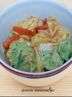 Foto resep Dumpling Rebus Saus Asam Pedas