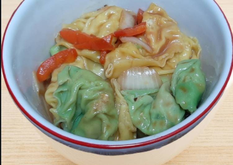 Resep Dumpling Rebus Saus Asam Pedas yang Bikin Ngiler