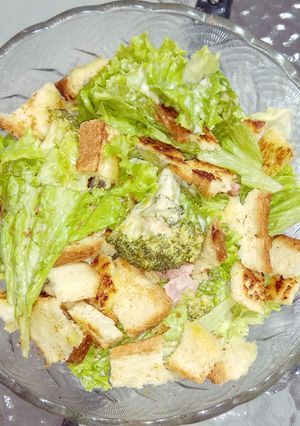 Foto resep Simple Caesar Salad