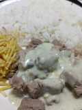 Filé mignon suíno ao molho gorgonzola