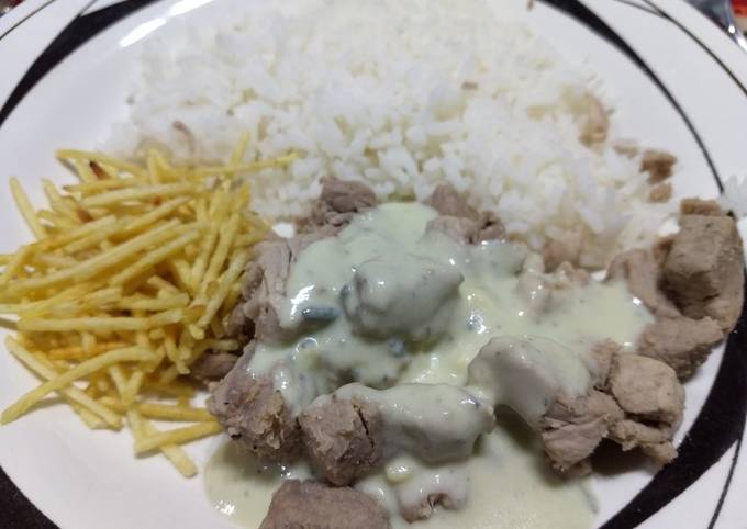 Filé com gorgonzola de colher