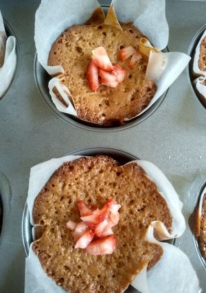 Una foto de Panquecitos de Fresa🍓🧁