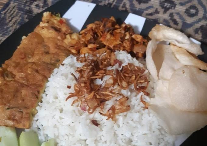 Resep Nasi Uduk Rice Cooker Oleh Euis Adjie Santillo 🇮🇩🇨🇦 Cookpad