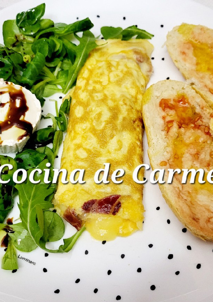 Una foto de Tortilla de cecina y queso