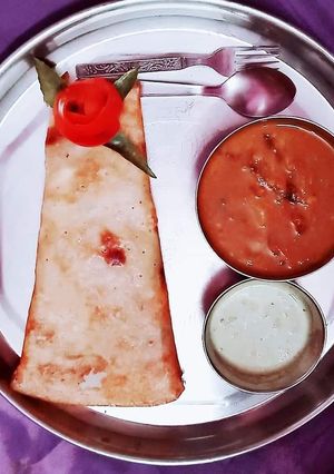 A picture of Dosa Sambar.