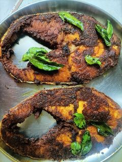 வஞ்சரம் மீன் ப்ரை(vanjaram fish fry recipe in tamil) செய்முறை முக்கிய புகைப்படம்