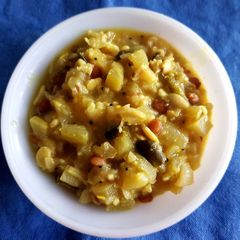 A picture of Sorakka/ Lauki/ Bottlegourd kootu.