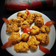 A picture of Onion Chilli Pakoda.