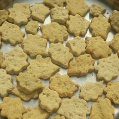 A picture of Groundnut cookies.